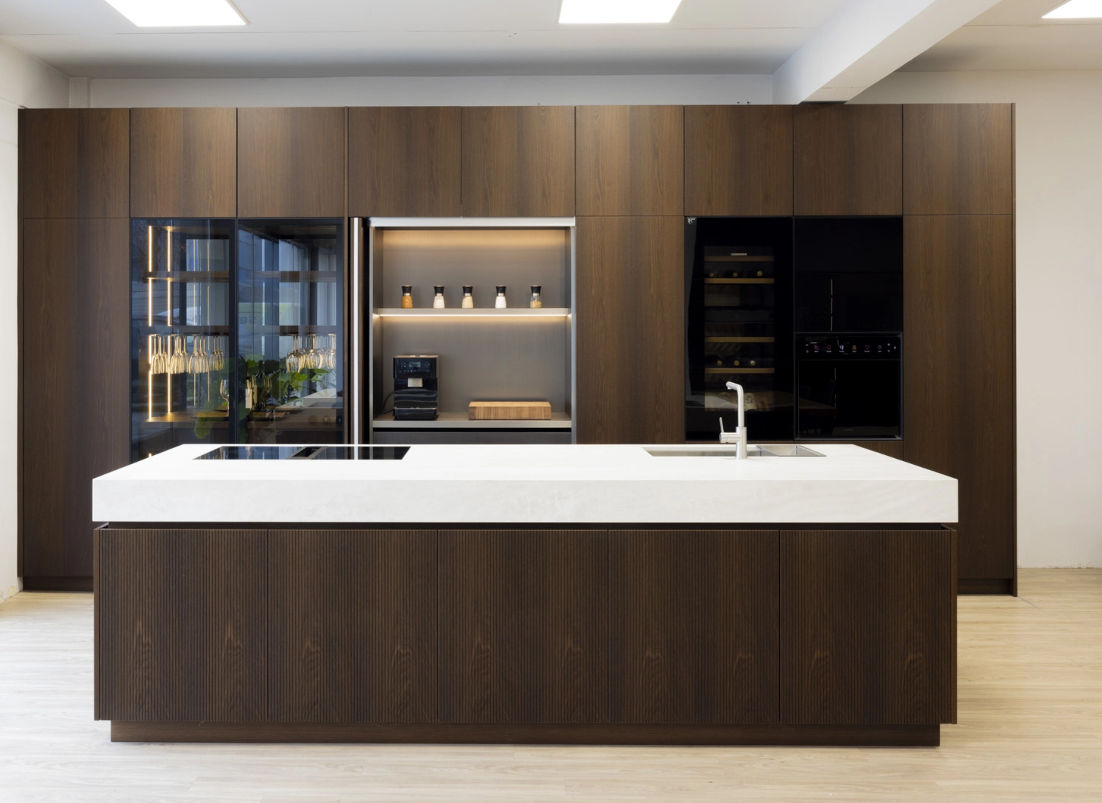 obiscite-nas-salon-bgr