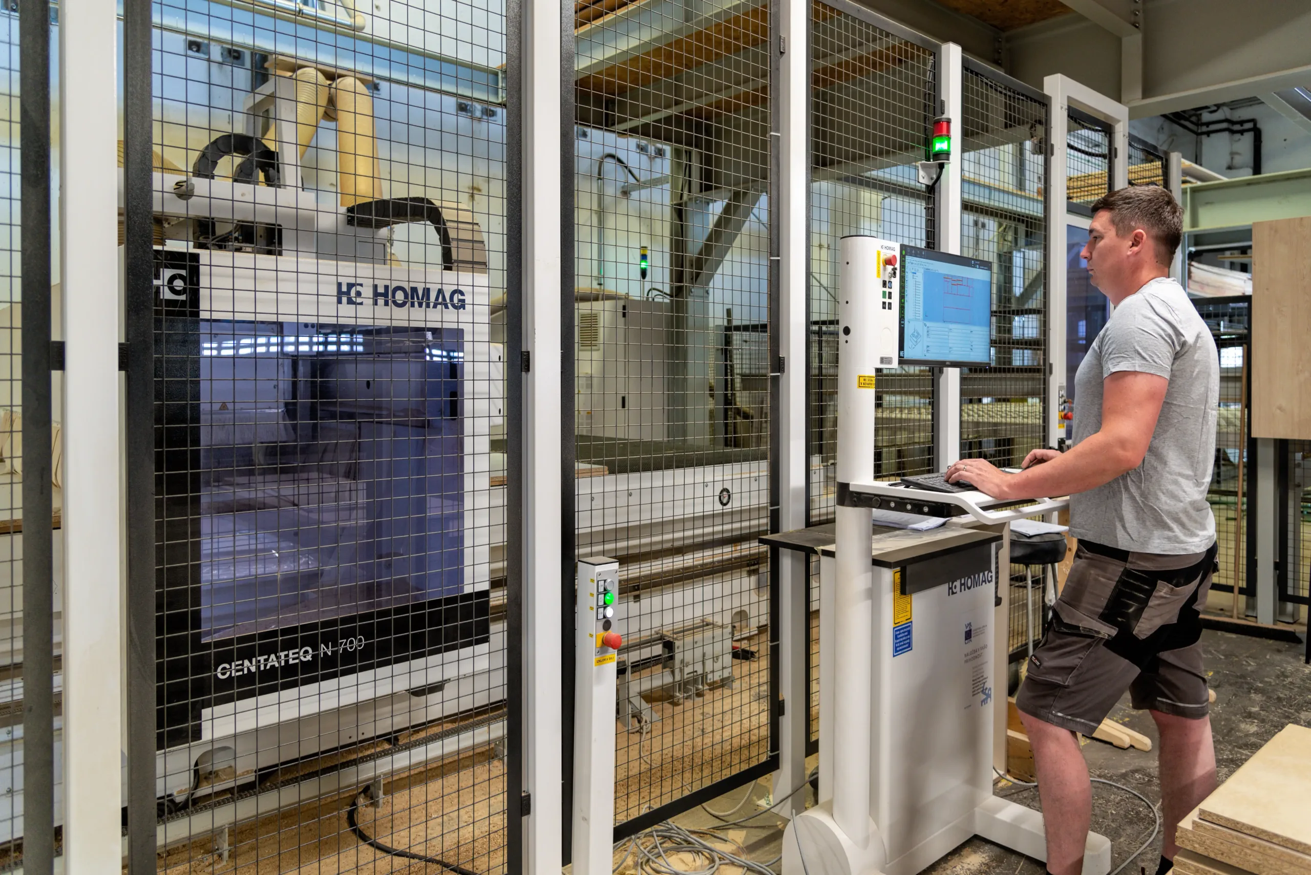 Naša zgodba, slika v ospredju